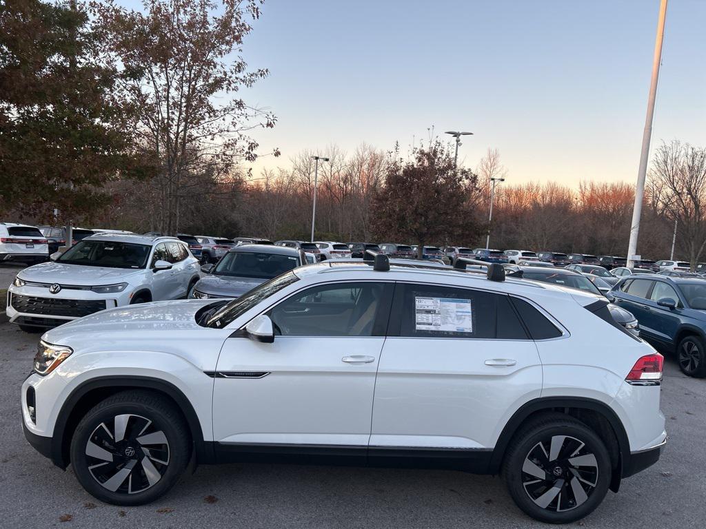 new 2026 Volkswagen Atlas Cross Sport car, priced at $50,062