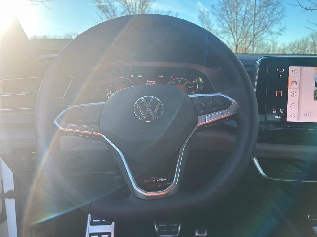 new 2026 Volkswagen Atlas car, priced at $49,862