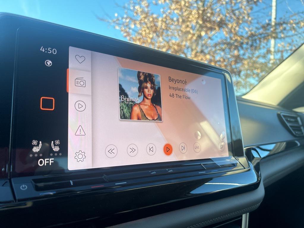 new 2026 Volkswagen Atlas car, priced at $49,862