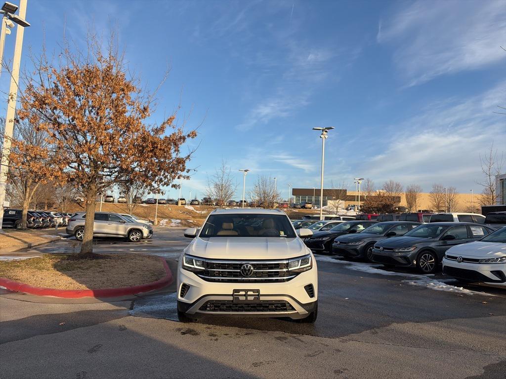 used 2020 Volkswagen Atlas Cross Sport car, priced at $19,816