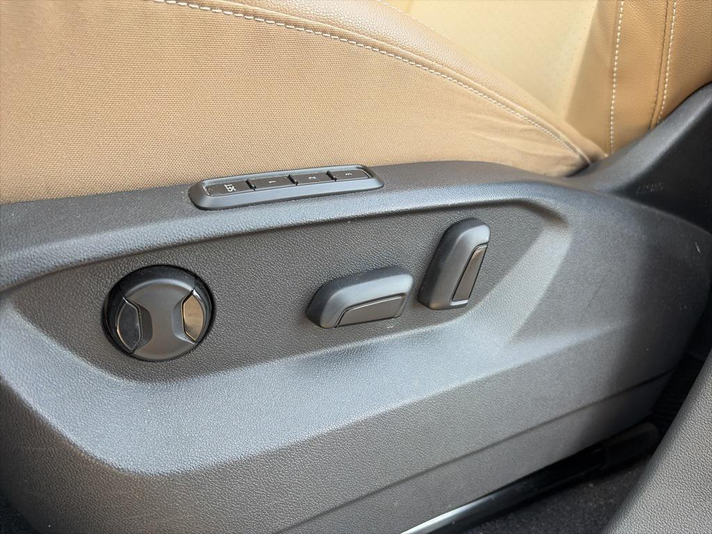 used 2020 Volkswagen Atlas Cross Sport car, priced at $19,816