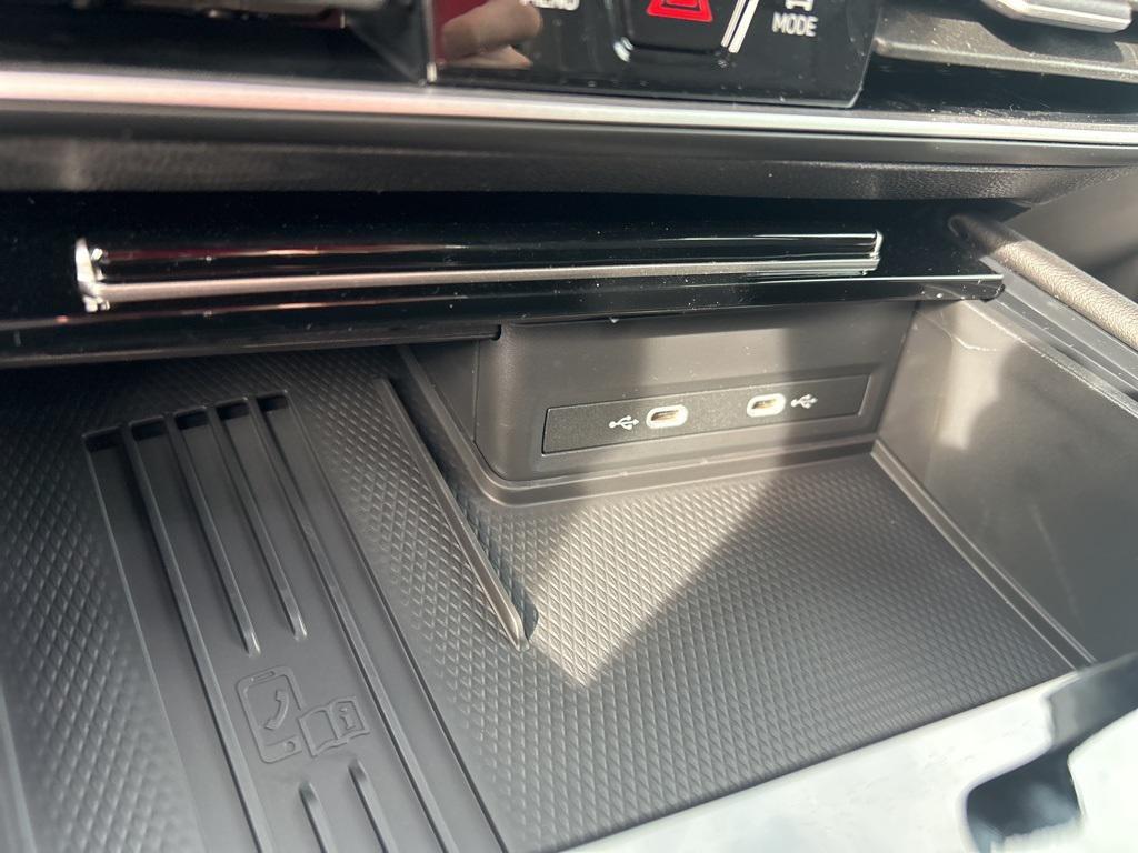 new 2026 Volkswagen Atlas Cross Sport car, priced at $46,798