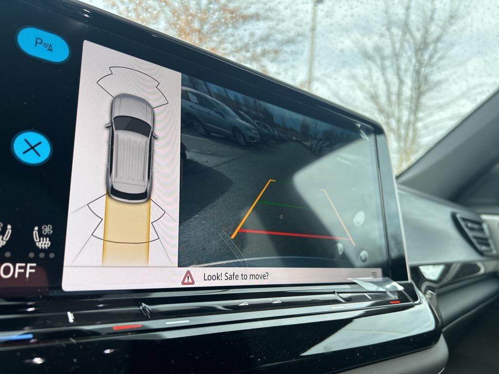 new 2026 Volkswagen Atlas Cross Sport car, priced at $46,798