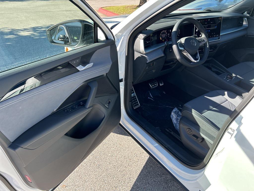 new 2026 Volkswagen Tiguan car, priced at $40,291