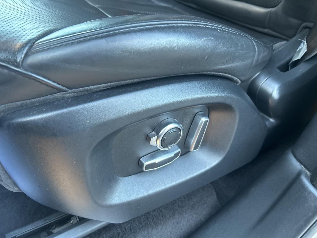 used 2017 Land Rover Range Rover Sport car, priced at $20,000