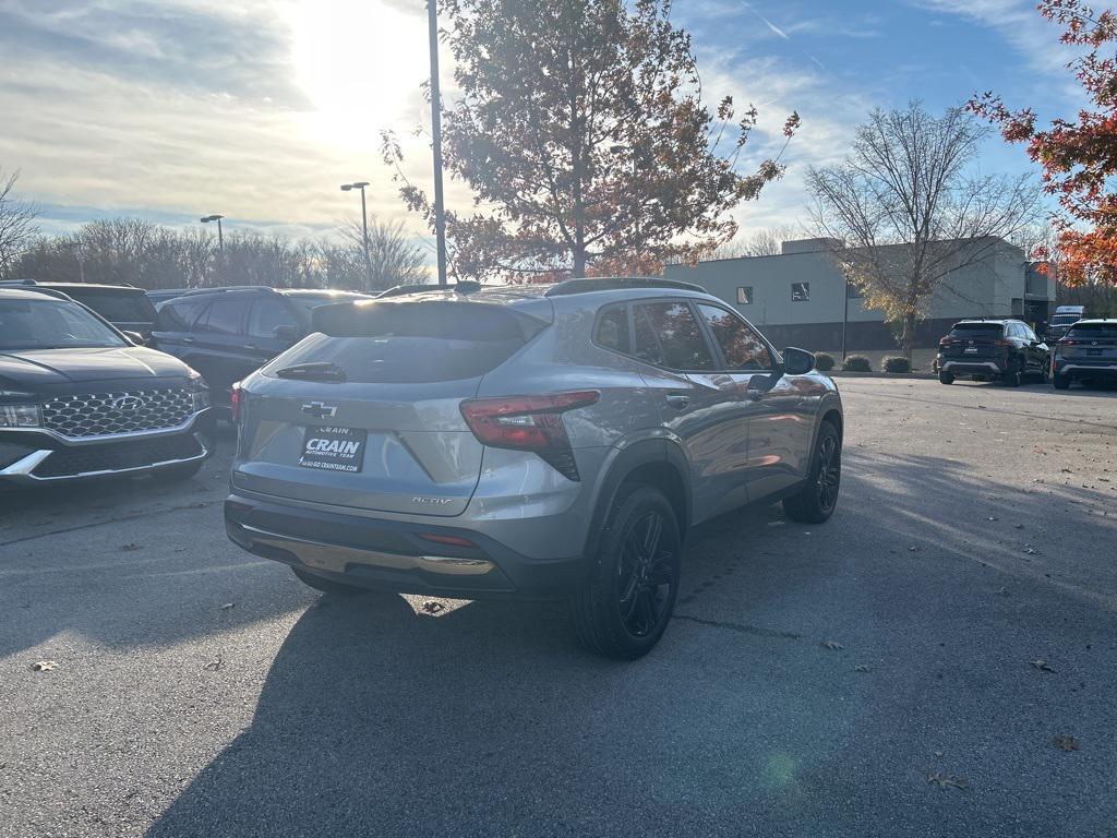 used 2025 Chevrolet Trax car, priced at $23,474