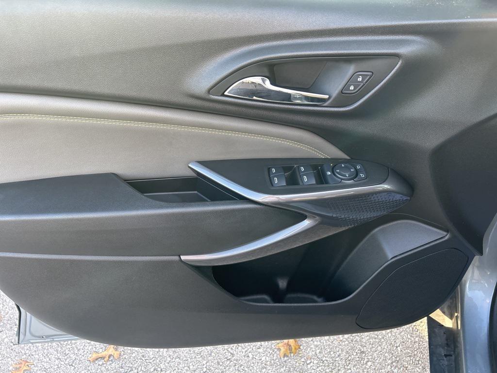 used 2025 Chevrolet Trax car, priced at $23,474