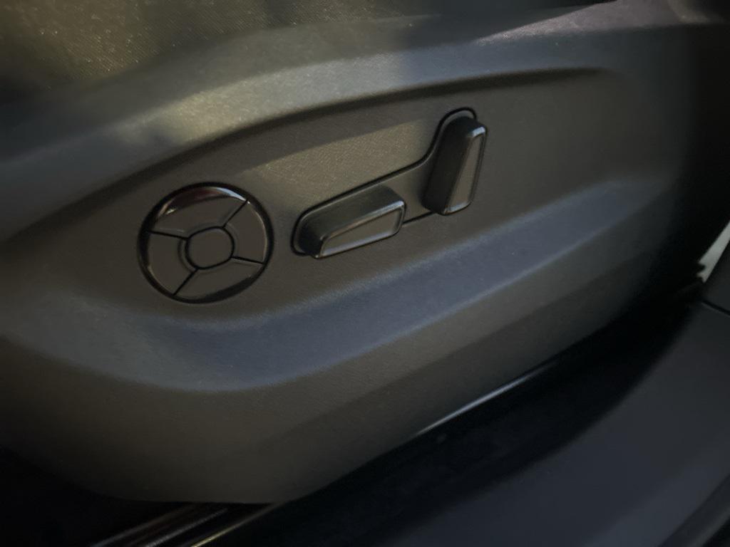 new 2026 Volkswagen Tiguan car, priced at $37,363