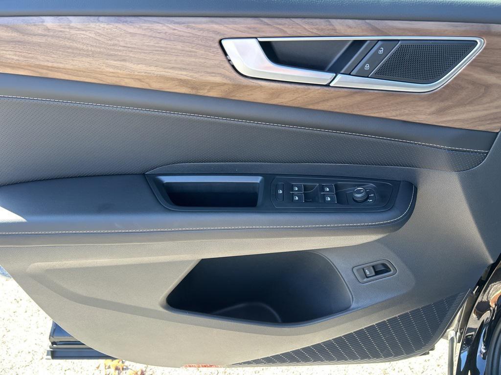 new 2026 Volkswagen Atlas car, priced at $46,478