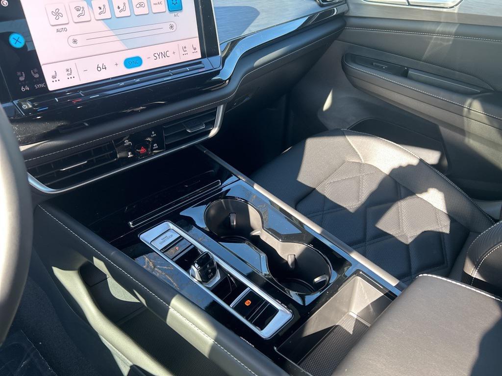 new 2026 Volkswagen Atlas Cross Sport car, priced at $47,552