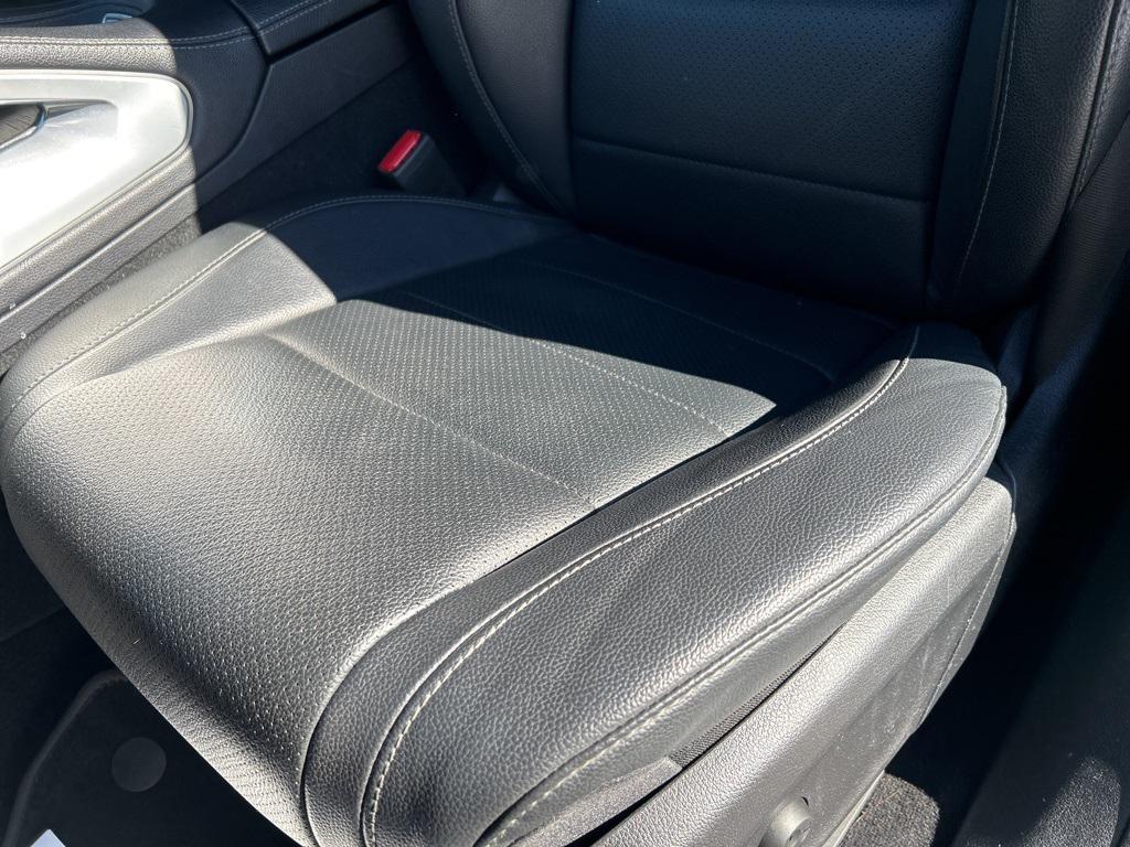 used 2022 Mercedes-Benz GLE 350 car, priced at $33,845