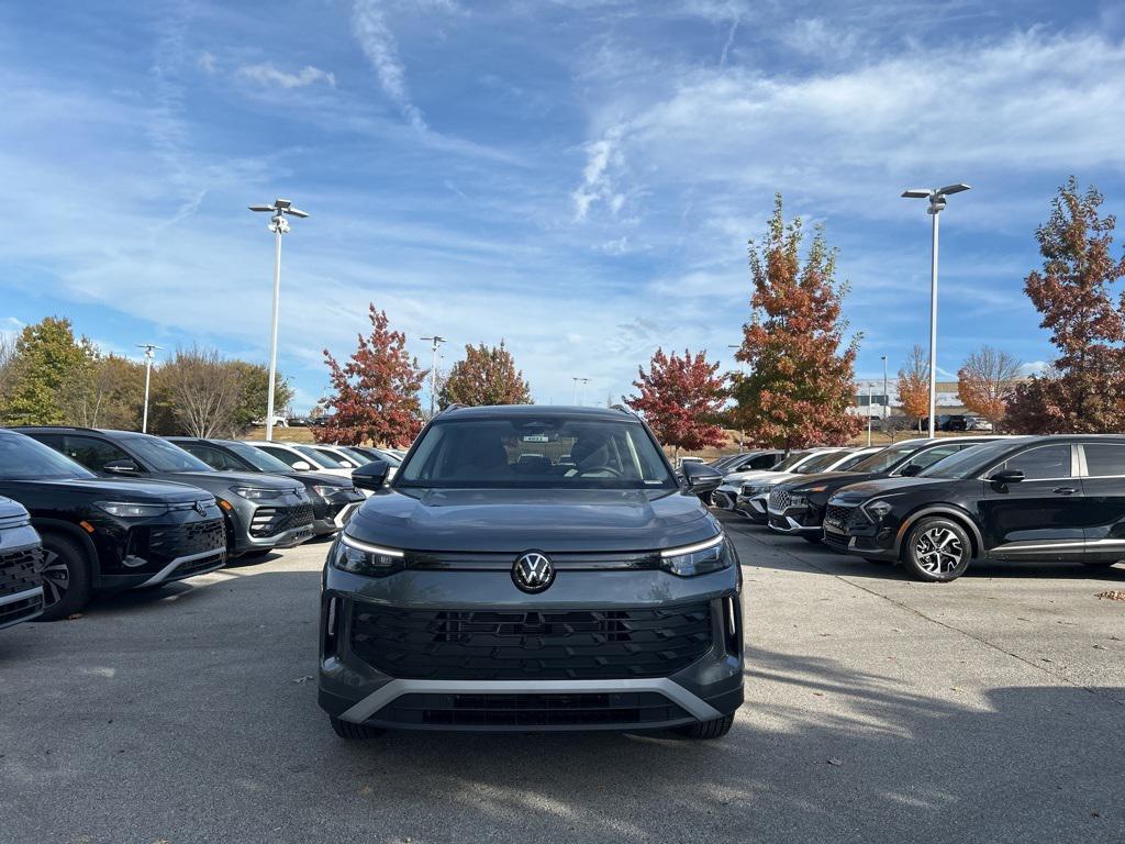 new 2026 Volkswagen Tiguan car, priced at $33,295