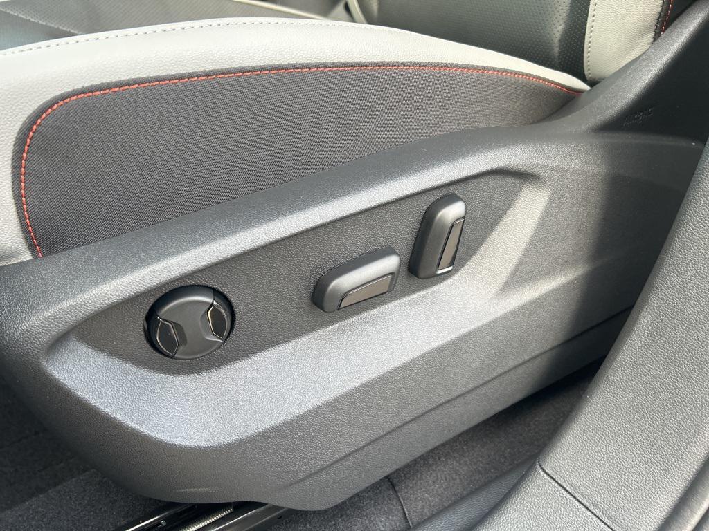 new 2026 Volkswagen Atlas car, priced at $49,862