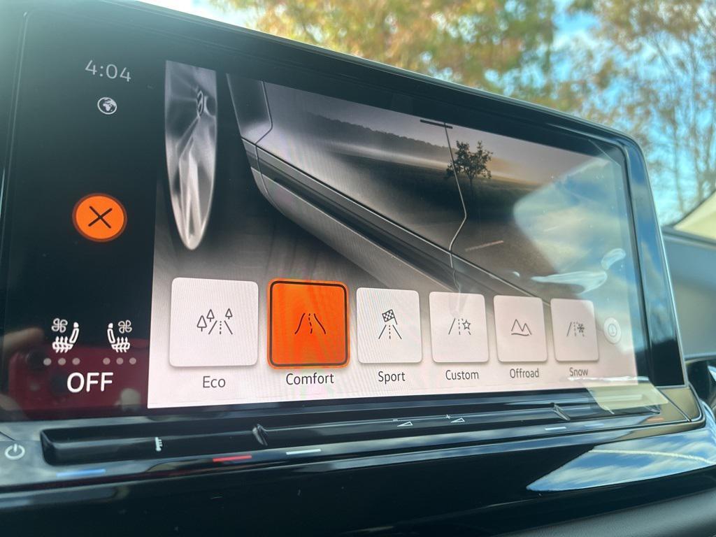 new 2026 Volkswagen Atlas car, priced at $49,862