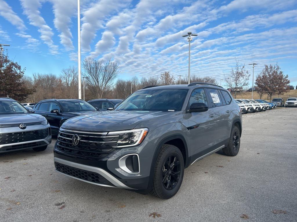 new 2026 Volkswagen Atlas car, priced at $49,862