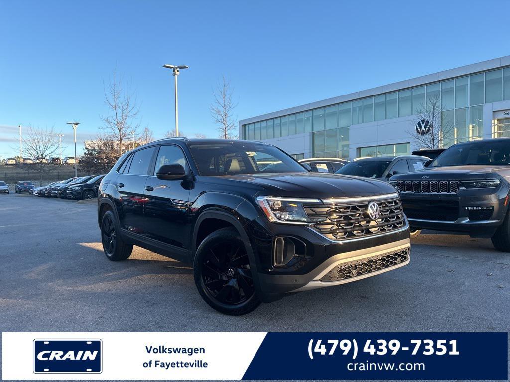 new 2026 Volkswagen Atlas Cross Sport car, priced at $46,906