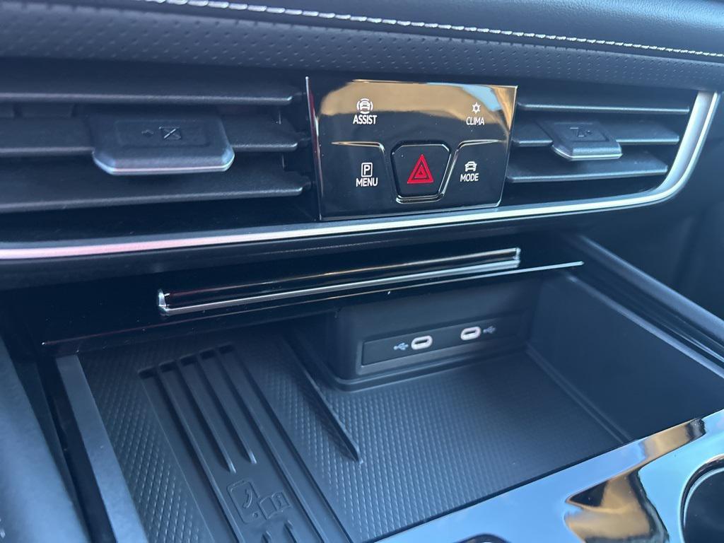 new 2026 Volkswagen Atlas Cross Sport car, priced at $46,906