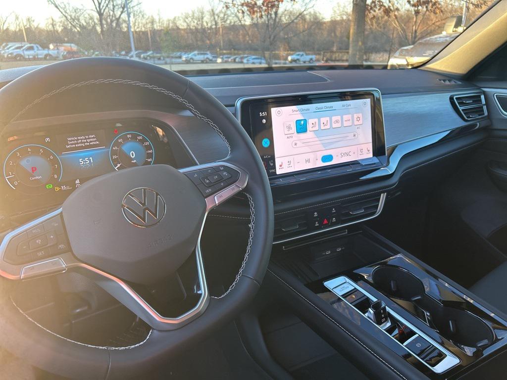 new 2026 Volkswagen Atlas Cross Sport car, priced at $46,906