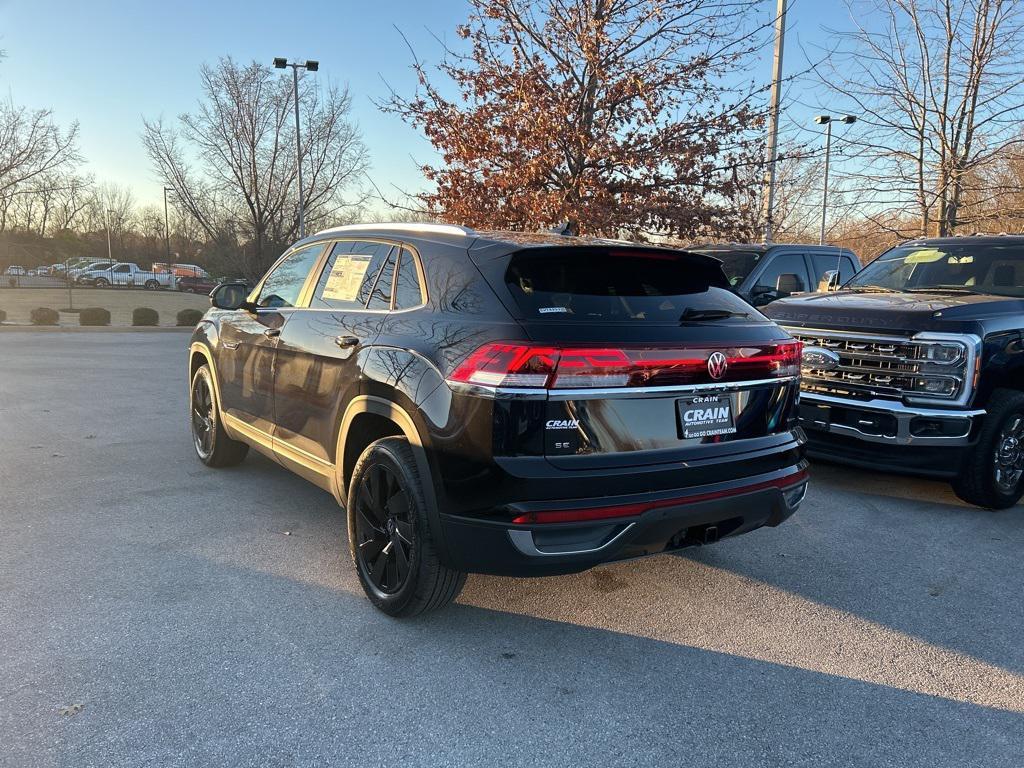 new 2026 Volkswagen Atlas Cross Sport car, priced at $46,906