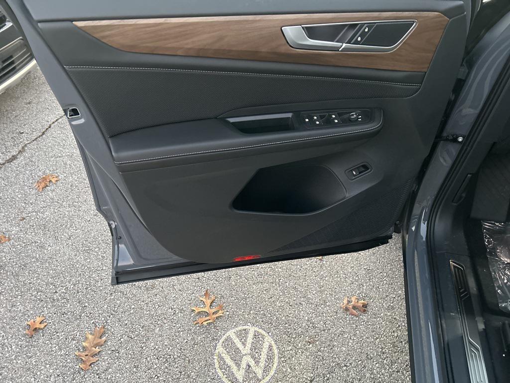 new 2026 Volkswagen Atlas car, priced at $44,513