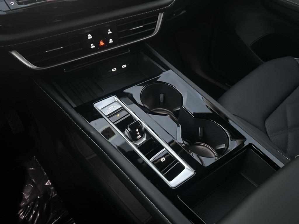 new 2026 Volkswagen Atlas car, priced at $44,513