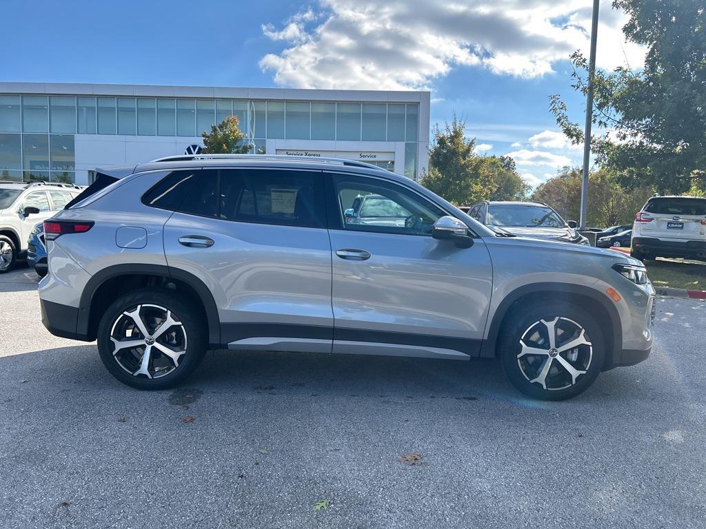 new 2026 Volkswagen Tiguan car, priced at $35,762