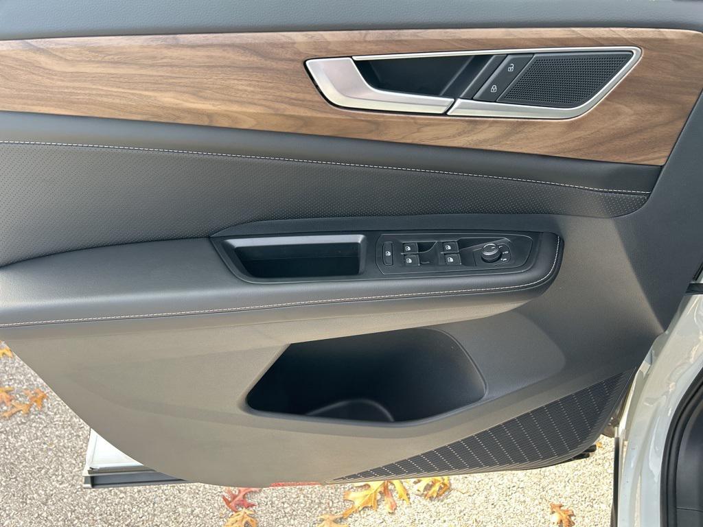 new 2026 Volkswagen Atlas car, priced at $42,682