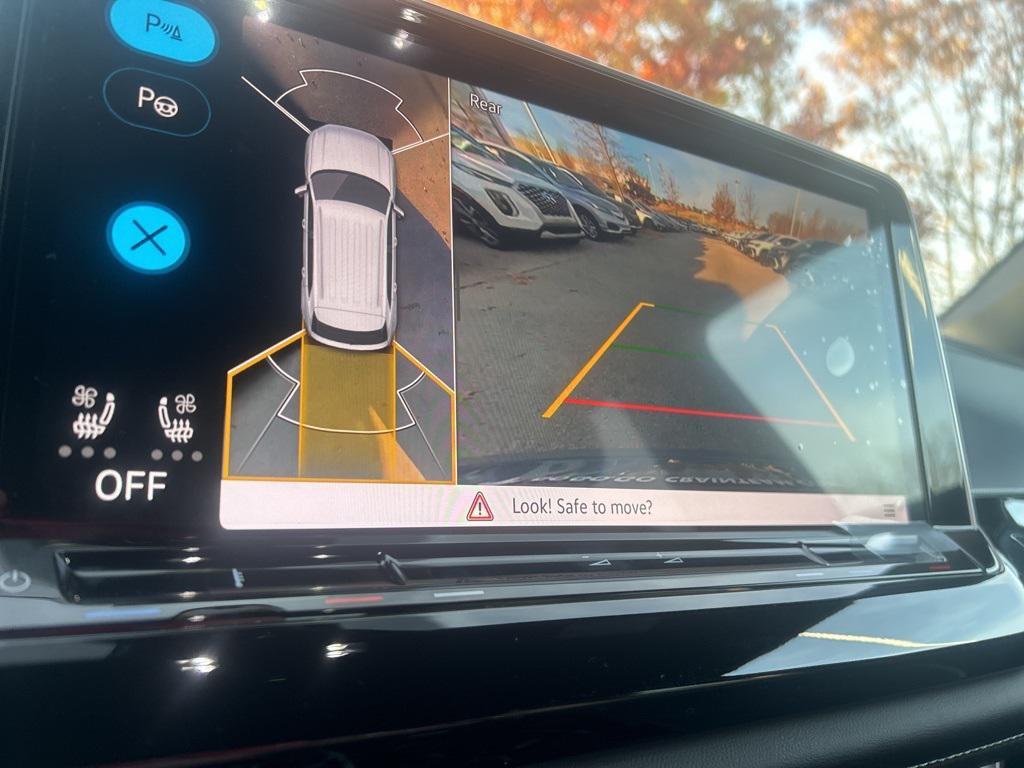 new 2026 Volkswagen Atlas Cross Sport car, priced at $54,906