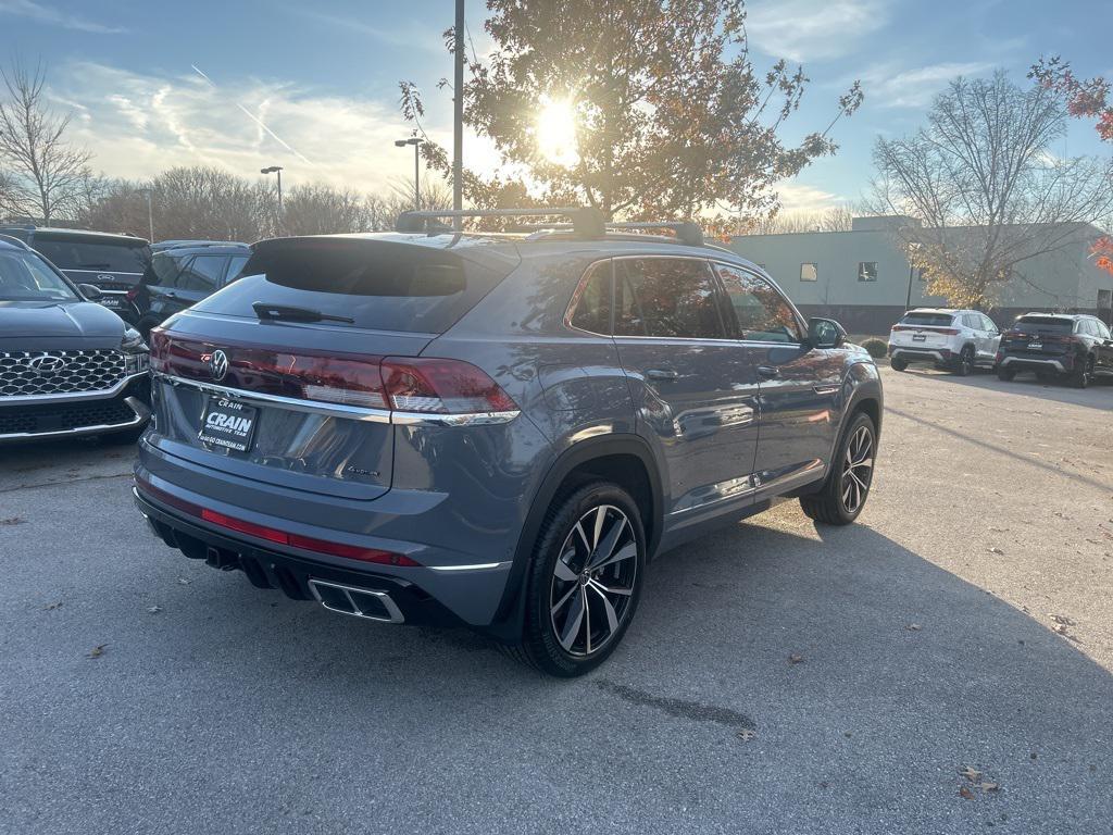 new 2026 Volkswagen Atlas Cross Sport car, priced at $54,906