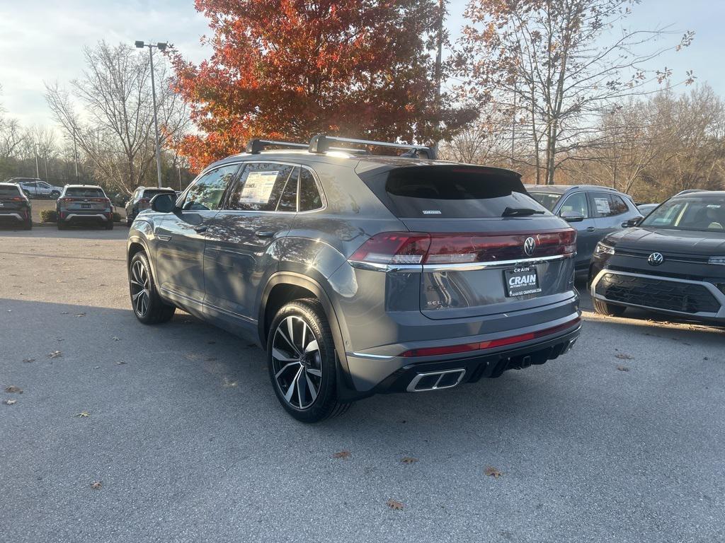 new 2026 Volkswagen Atlas Cross Sport car, priced at $54,906