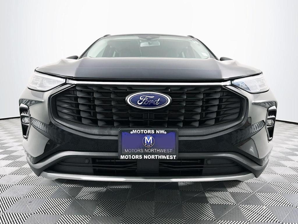 used 2025 Ford Escape car, priced at $28,995