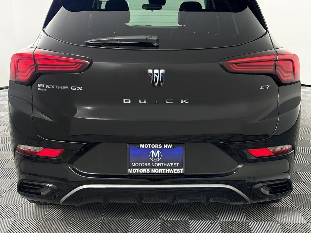 used 2024 Buick Encore GX car, priced at $22,995