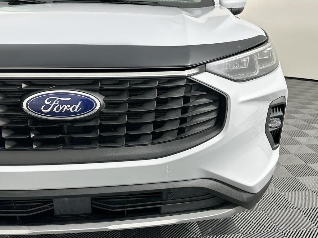 used 2025 Ford Escape car, priced at $27,995