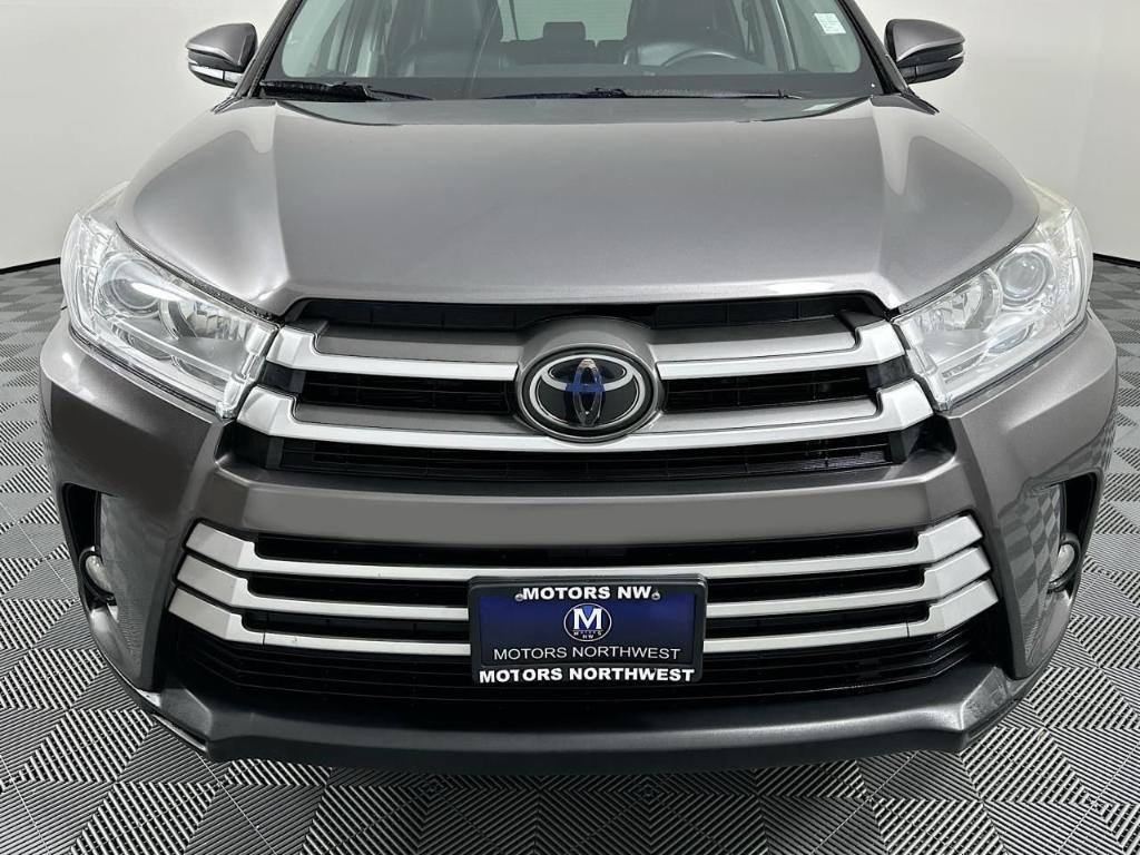 used 2018 Toyota Highlander car, priced at $28,995