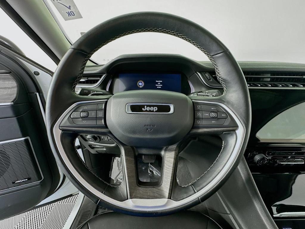 used 2022 Jeep Grand Cherokee L car, priced at $26,995