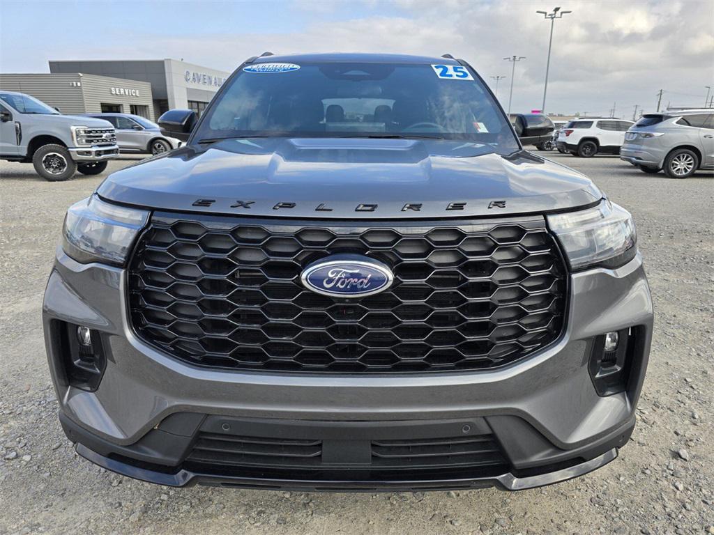 used 2025 Ford Explorer car, priced at $41,500
