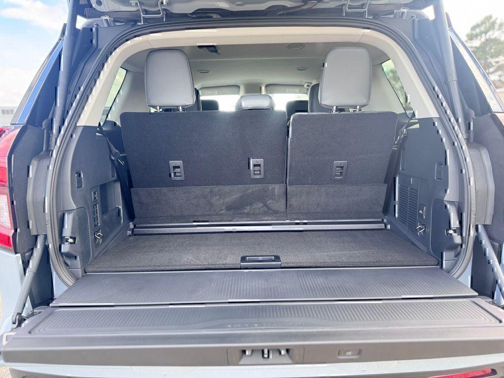 new 2026 Ford Expedition car, priced at $72,820