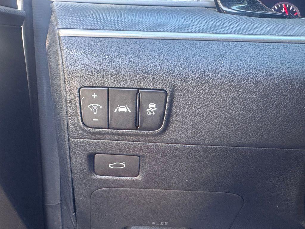 used 2022 Kia K5 car, priced at $22,548