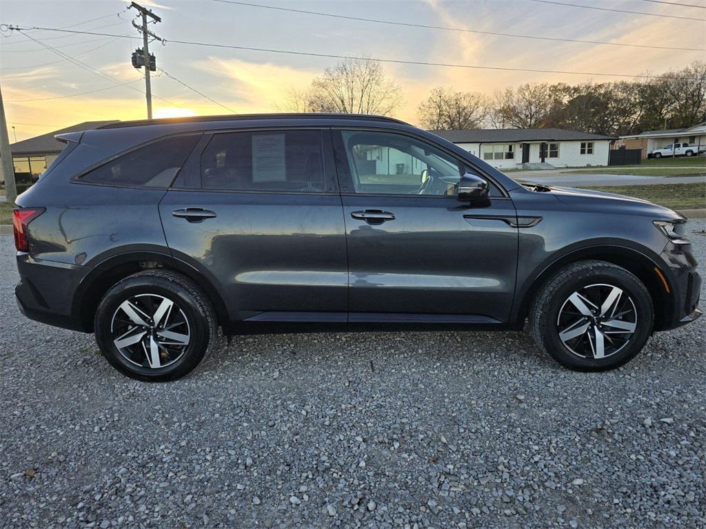 used 2022 Kia Sorento car, priced at $26,498