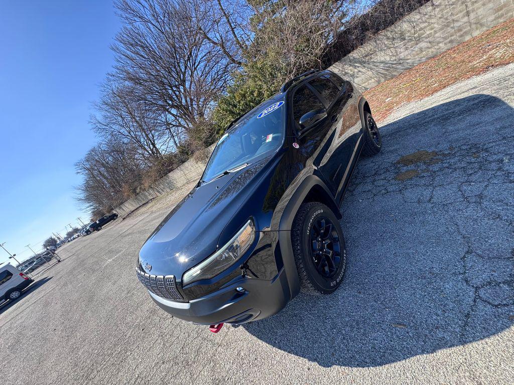 used 2022 Jeep Cherokee car, priced at $22,040