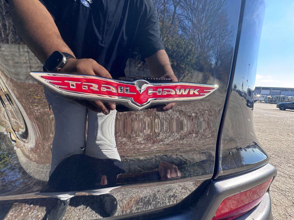 used 2022 Jeep Cherokee car, priced at $22,040