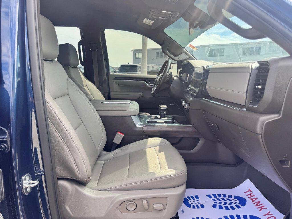 used 2022 GMC Sierra 1500 car, priced at $40,697