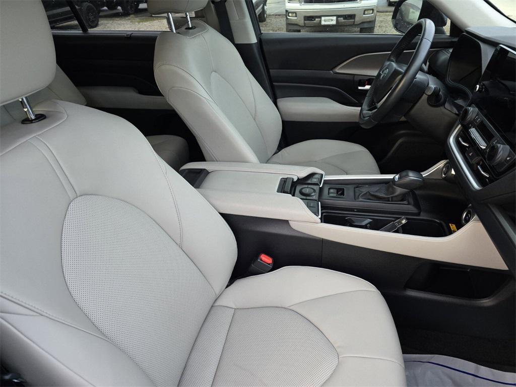 used 2024 Toyota Grand Highlander car, priced at $44,824