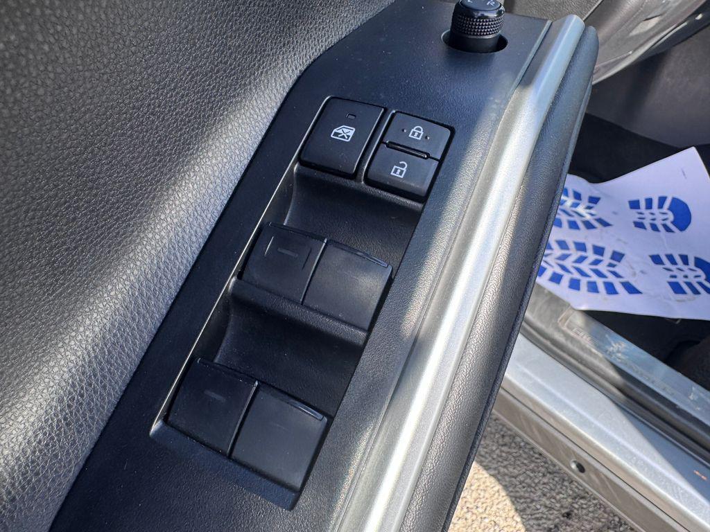 used 2023 Toyota Highlander car, priced at $36,550
