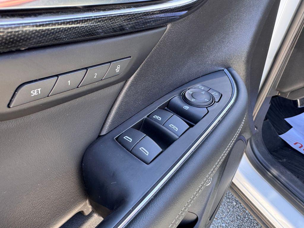 used 2023 Buick Envision car, priced at $29,657