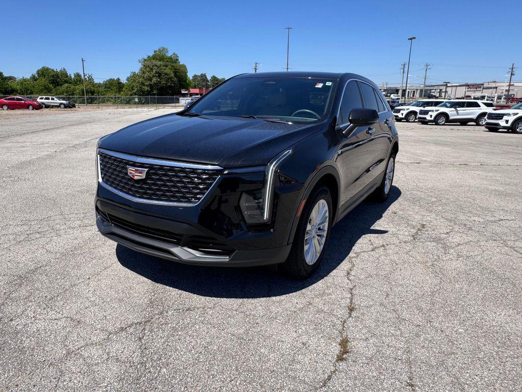 used 2024 Cadillac XT4 car, priced at $33,038