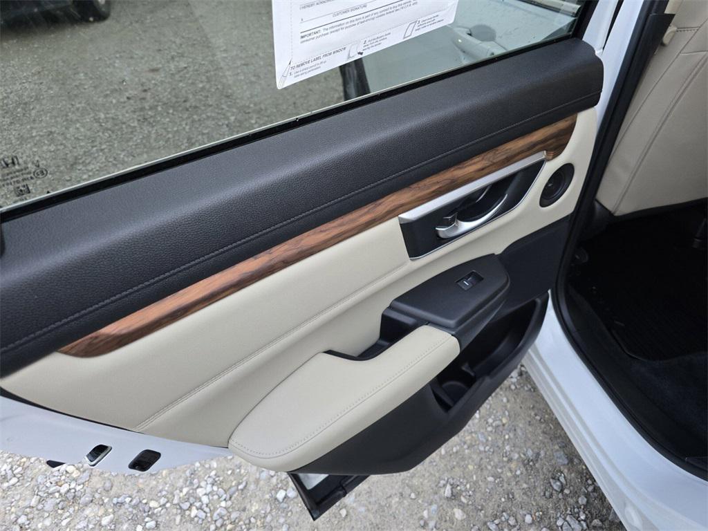 used 2022 Honda CR-V Hybrid car, priced at $30,499