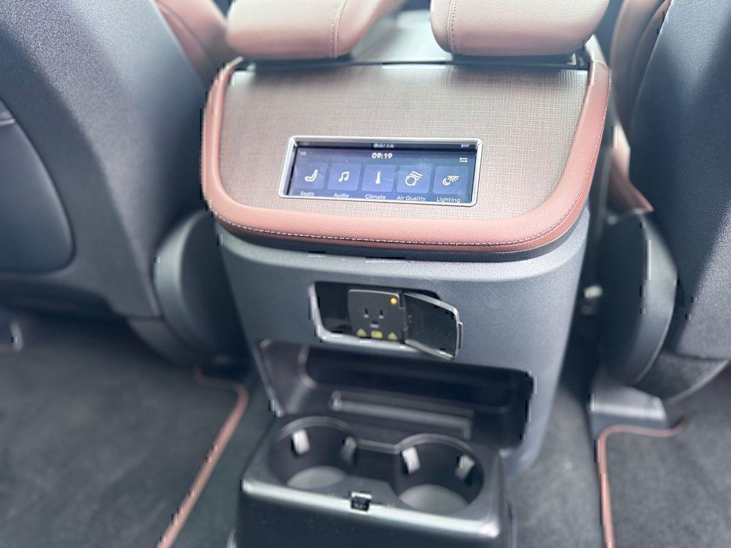 new 2026 Lincoln Navigator car