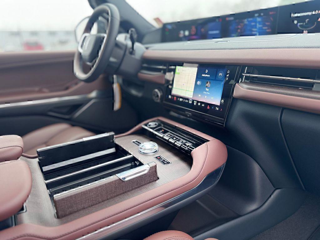 new 2026 Lincoln Navigator car