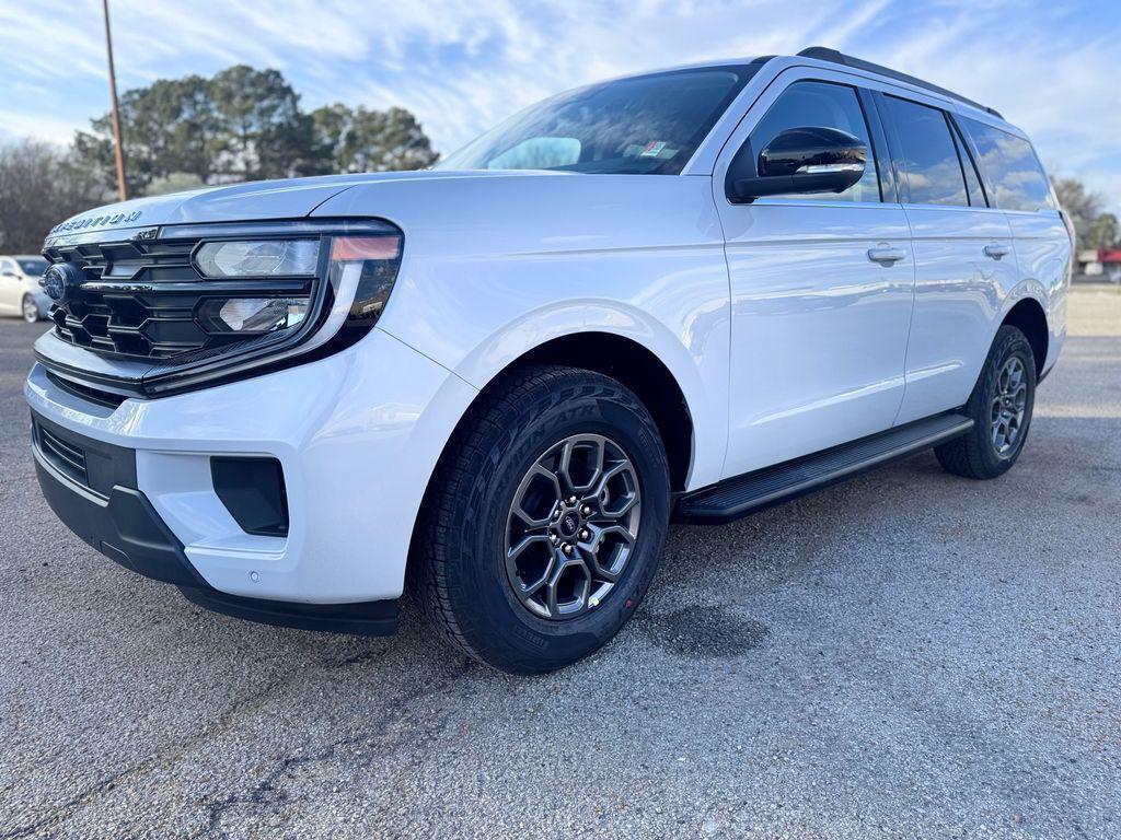 new 2026 Ford Expedition car, priced at $72,915